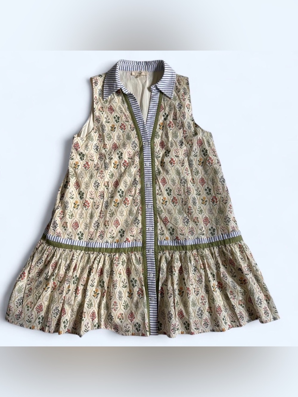 Entro Tiered Sleeveless Dress in Cream and Floral - Picture 3 of 7